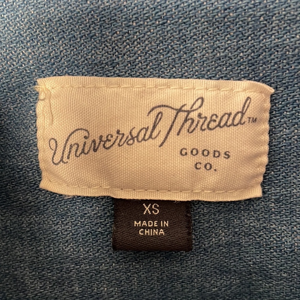 Universal Thread Top - Picture 3 of 7